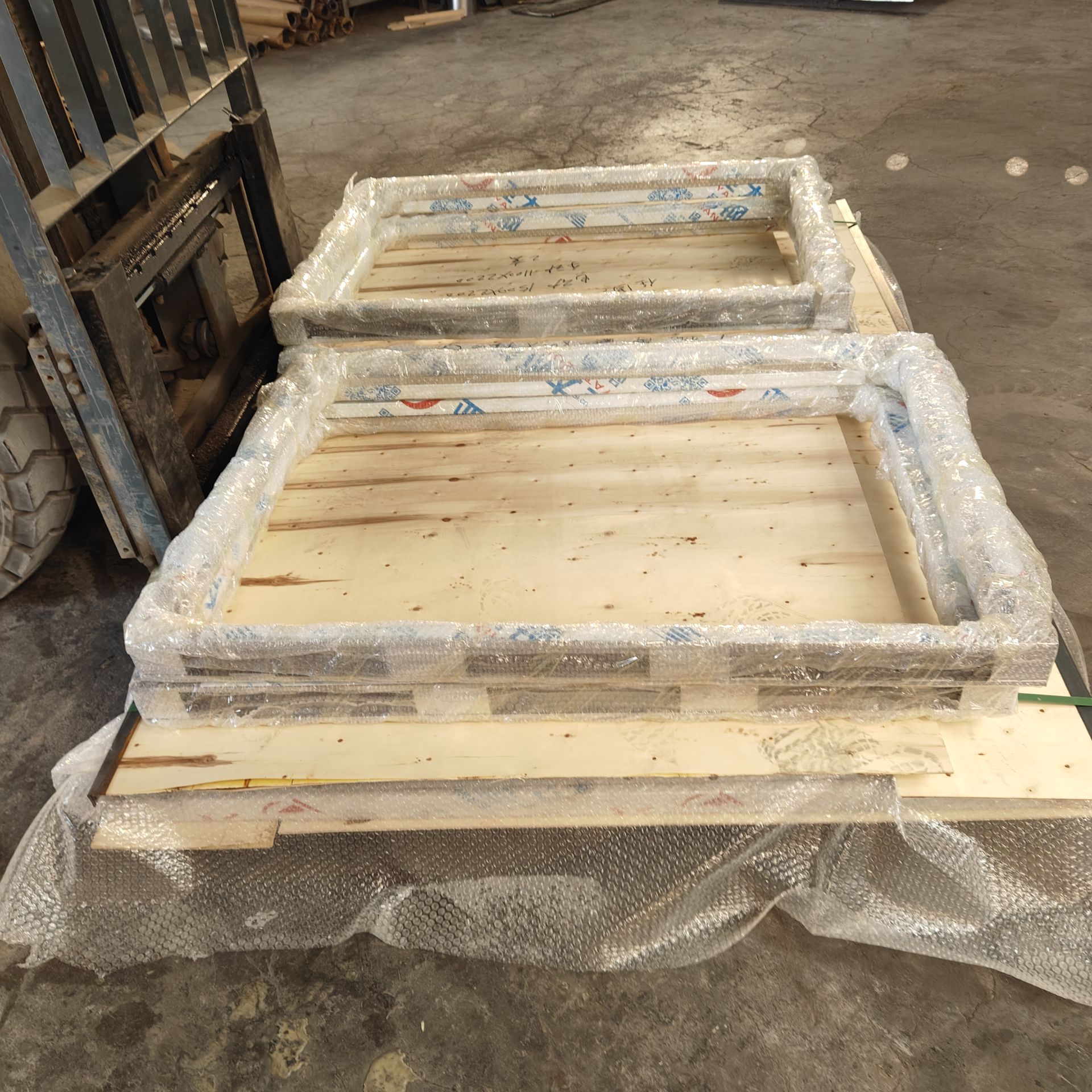 泰州有机铅玻璃